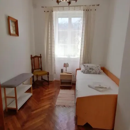 וילה Nada זאדאר